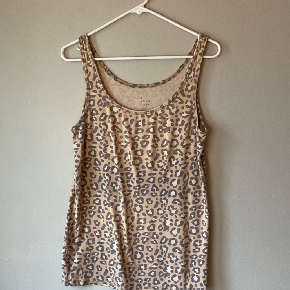 A New Day Tank size XL